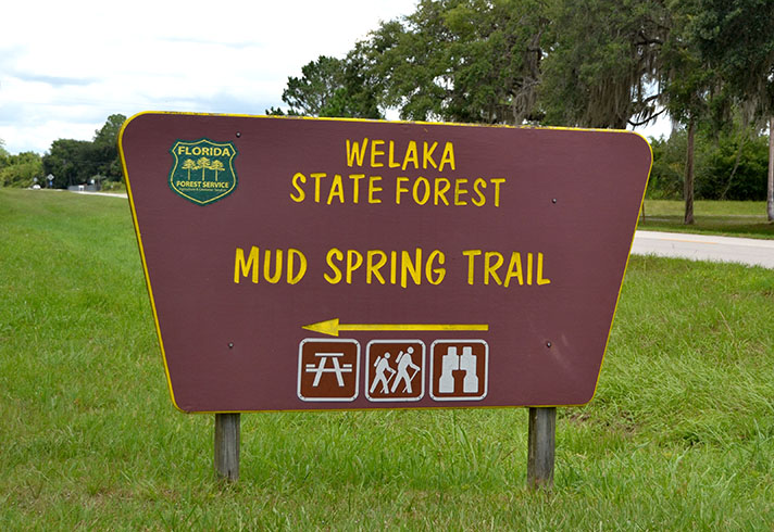 Mud Spring Trail entrance Sign